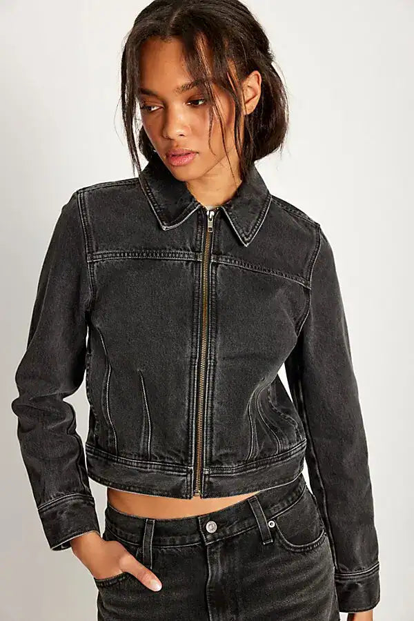 Chaqueta Levi's Dart Trucker "Nueva"
