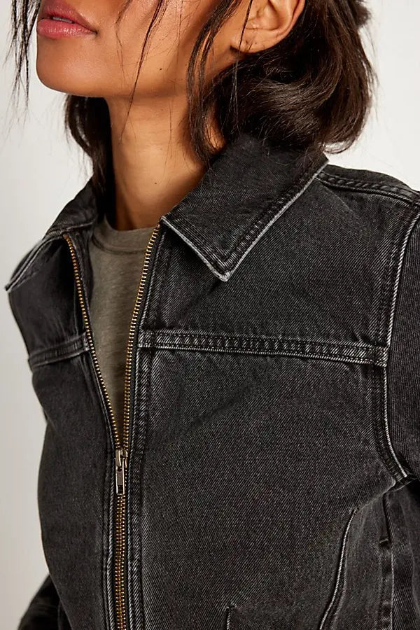 Chaqueta Levi's Dart Trucker "Nueva"