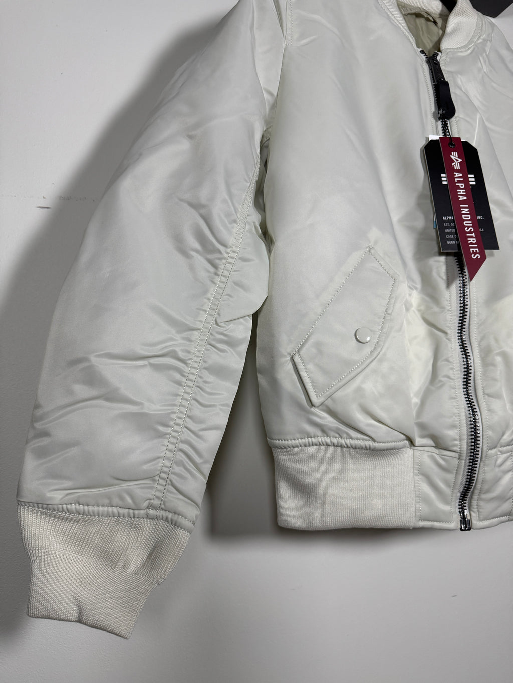 Alpha Industries Ma-1 Bomber Jacket "Nueva"