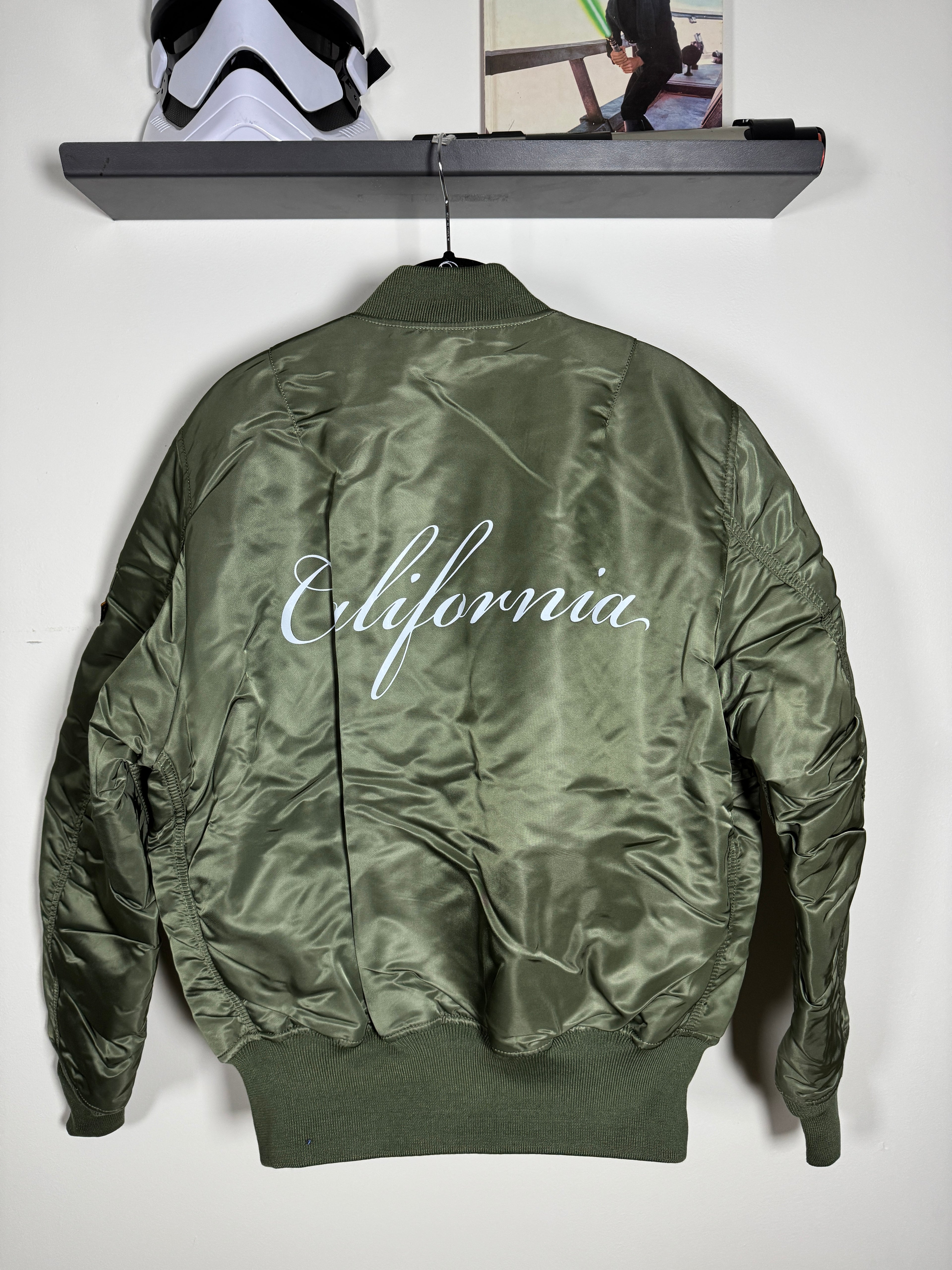 Chaqueta Alpha Industries Ma-1 Bomber Jacket - California Edition "Nueva"