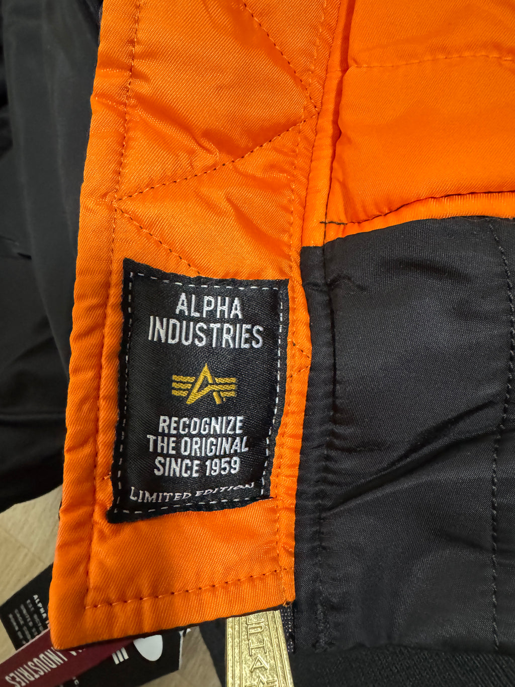 Chaqueta De Piloto Alpha Industries Ma-1 Blood Chit "Nueva"