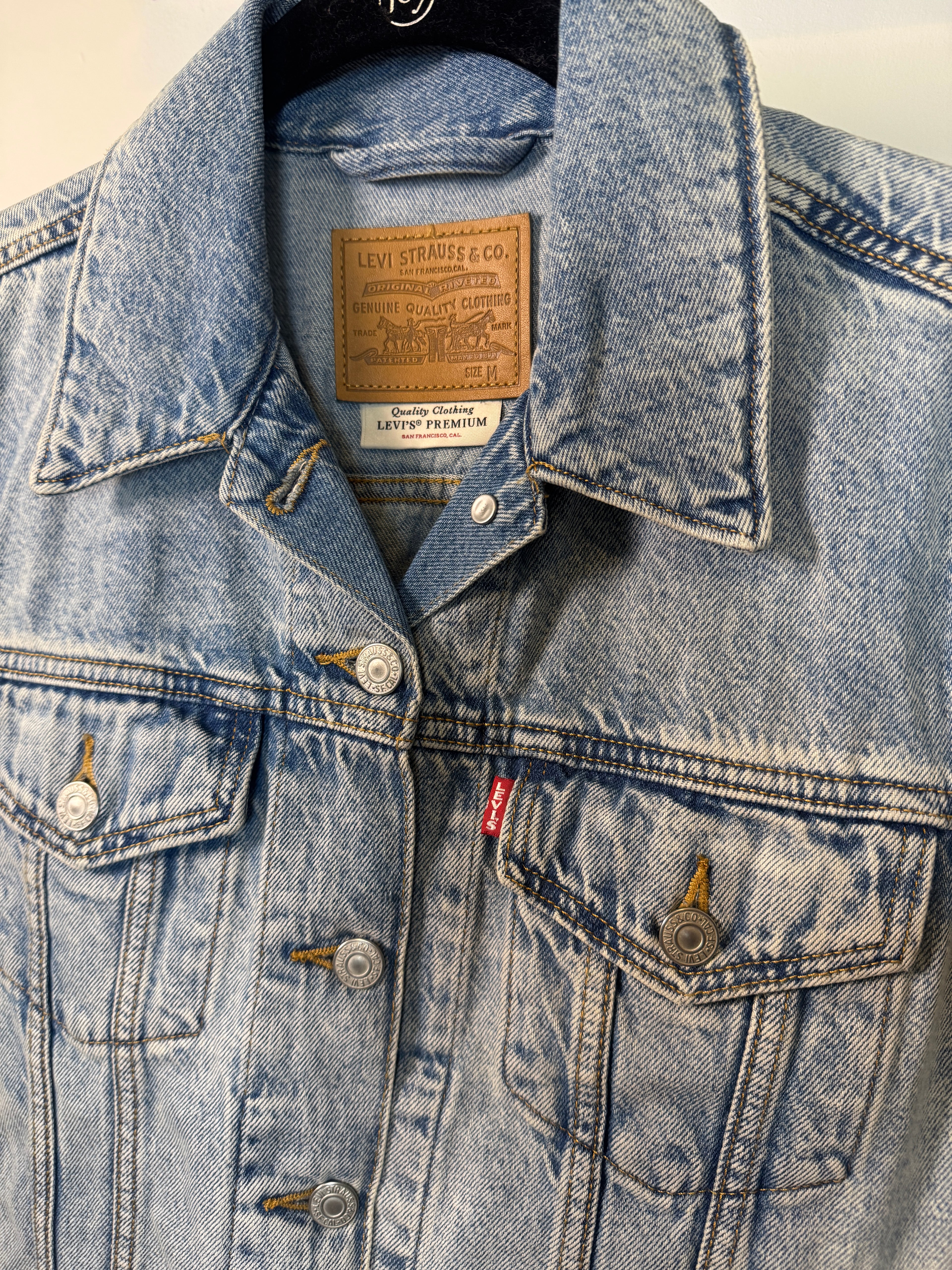 Chaqueta Levi's Trucker "Nueva"