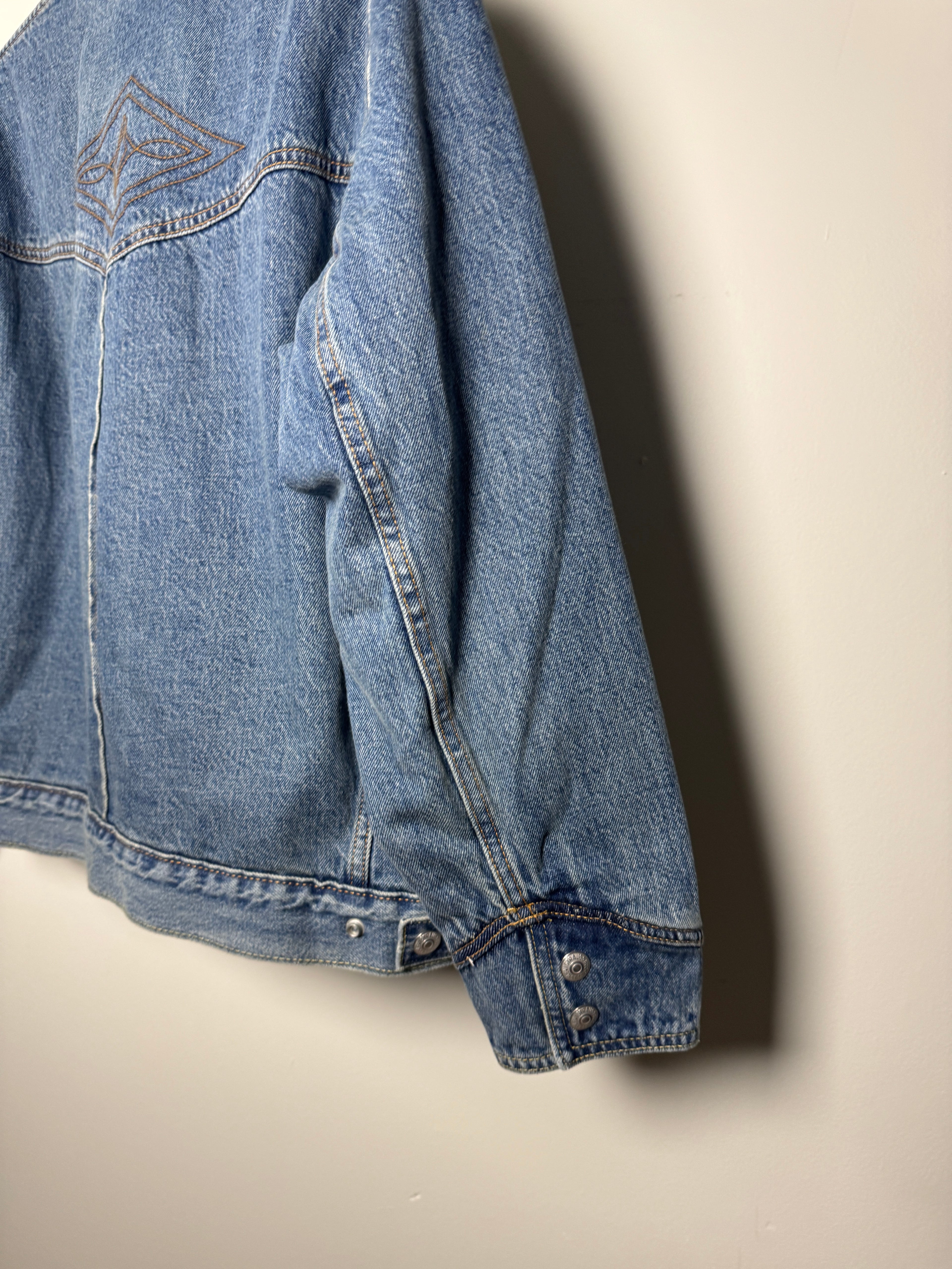 Chaqueta Levi's Western Sherpa "Nueva"