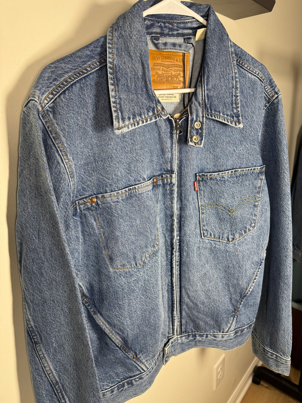 Chaqueta Levi's Twisted Trucker "Nueva"