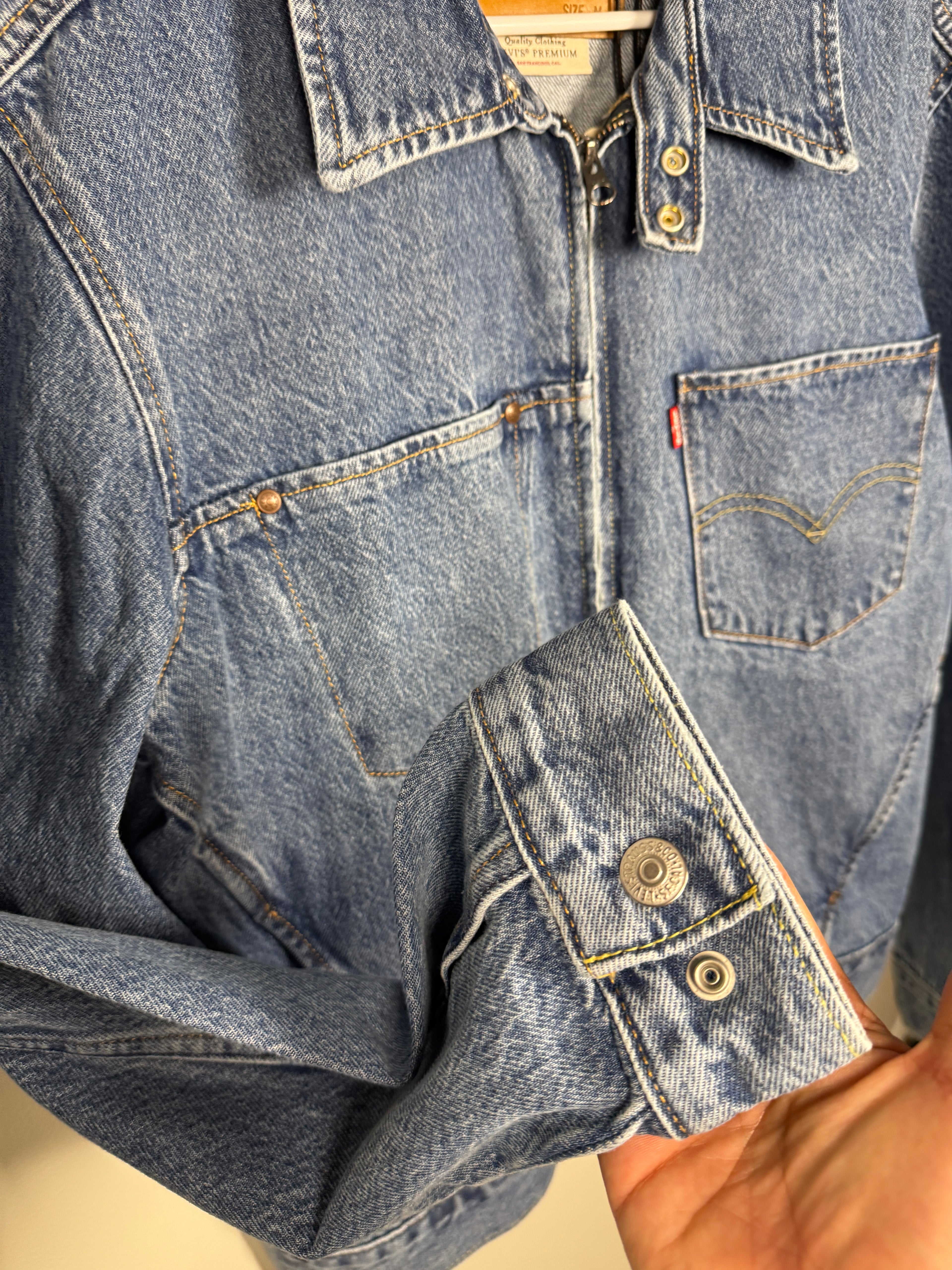 Chaqueta Levi's Twisted Trucker "Nueva"