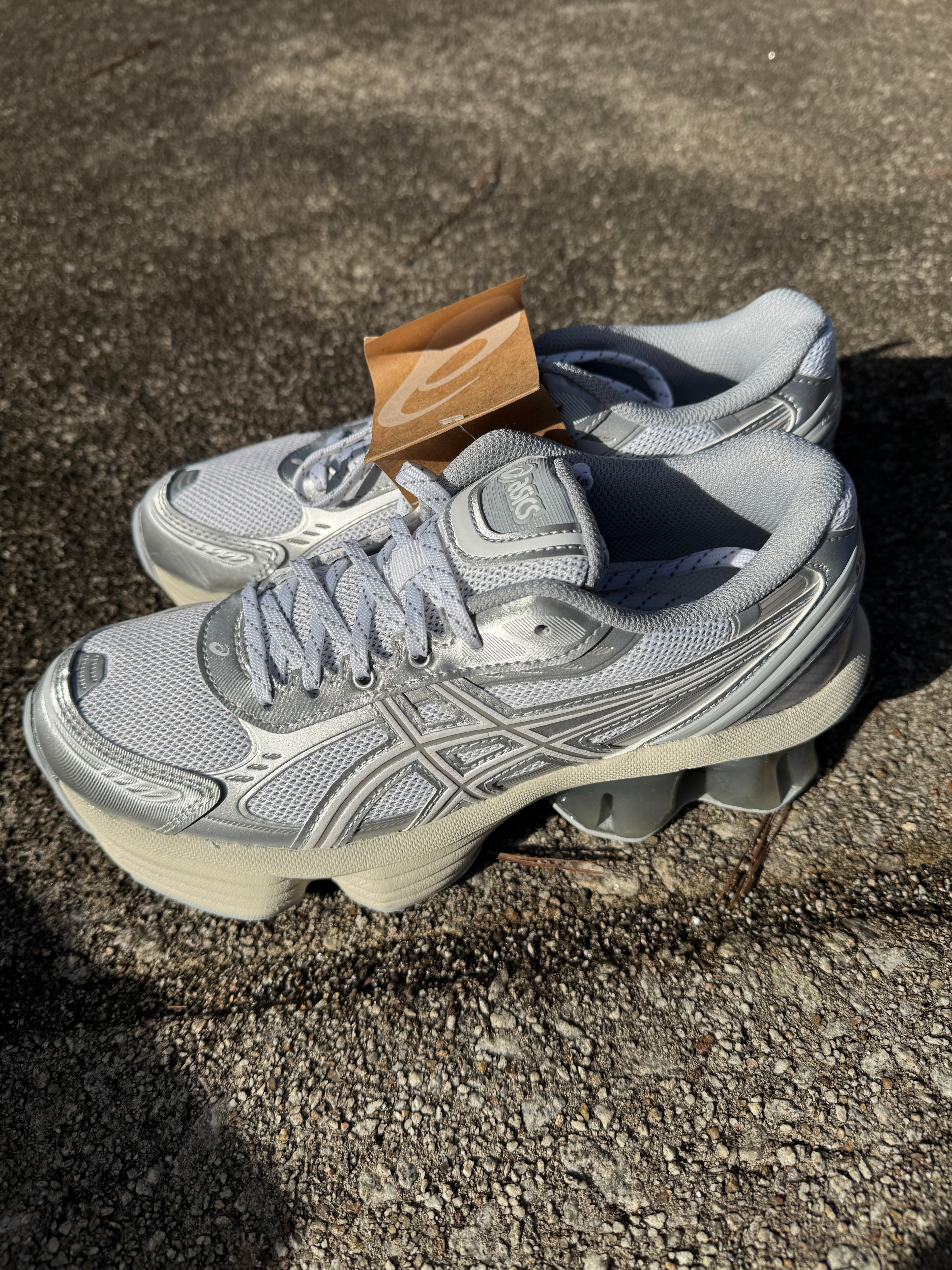 ASICS GEL-KINETIC™ FLUENT "Metallic Grey"